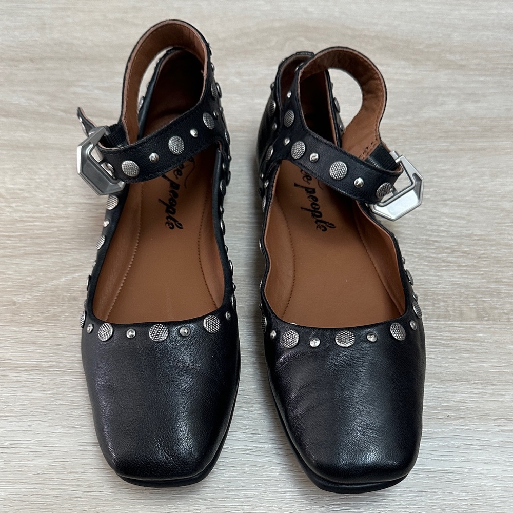 Free People size 38 black leather flats with ankle strap and studs